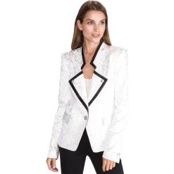 Just Cavalli Marynarka Biały. Białe kurtki damskie Just Cavalli, m, bez wzorów, z elastanu, bez kaptura. Za 3353,95 zł.