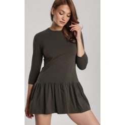 Khaki Sukienka Lamelirea. Brązowe sukienki damskie Renee, na lato, s, bez wzorów, bez kołnierzyka, bez rękawów. Za 69,99 zł.