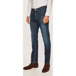 Tommy Jeans - Jeansy Scanton. Niebieskie jeansy męskie Tommy Jeans, bez wzorów. W wyprzedaży za 339,90 zł.