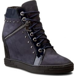 Botki zamszowe: Sneakersy CARINII – B3254 D58-C96-POL-A32