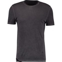 Patrizia Pepe Tshirt basic black. Czarne koszulki polo męskie Patrizia Pepe, l, z bawełny. W wyprzedaży za 272,35 zł.