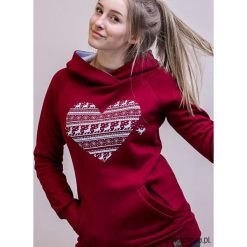 Bluza damska RENIFEROWE LOVE bordo. Bluzy damskie Pakamera, z nadrukiem, z dresówki, bez rękawów, bez kaptura. Za 159,00 zł.