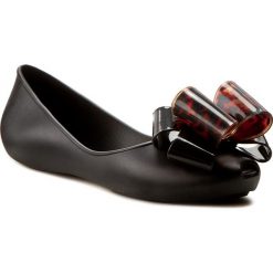 Baleriny ZAXY - Link Ballerina Fem 82038 Black 90058 W285029 02064. Czarne baleriny damskie Zaxy, bez wzorów, z tworzywa sztucznego, klasyczne, bez obcasa, na płaskiej podeszwie. W wyprzedaży za 89,00 zł.