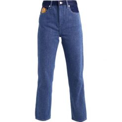 Jeansy damskie: Wrangler by Peter Max RETRO Jeansy Straight Leg blue mix