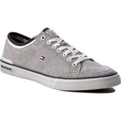 Tenisówki TOMMY HILFIGER - Harrington 5D1 FM0FM00401 Midnight 403. Szare półbuty męskie TOMMY HILFIGER, bez wzorów, z gumy, bez zapięcia. W wyprzedaży za 179,00 zł.