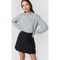 Bluzy rozpinane damskie: NA-KD Urban Bluza Cool Girl - Grey