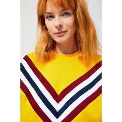 Bluza z łączonych materiałów. Żółte bluzy damskie Moodo, xl, z bawełny, długie. Za 39,99 zł.