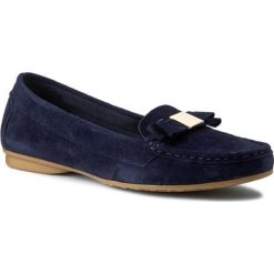 Mokasyny FILIPE - 8869 Marinho. Niebieskie mokasyny damskie Filipe, na co dzień, bez wzorów, ze skóry, bez obcasa, na obcasie, bez zapięcia. Za 249,00 zł.
