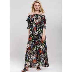 Czarna Sukienka Relying. Czarne sukienki damskie other, na imprezę, s, bez wzorów, z falbankami, bez rękawów, maxi. Za 94,99 zł.