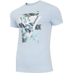 T-shirt męski TSM253 - jasny niebieski. Niebieskie koszulki męskie 4f, m, bez wzorów, z bawełny, bez kołnierzyka. Za 59,99 zł.