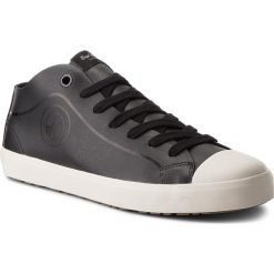Półbuty PEPE JEANS - Industry Pro B&W PMS30428 Black 999. Czarne półbuty męskie Pepe Jeans, na co dzień, bez wzorów, z jeansu, klasyczne, bez zapięcia. W wyprzedaży za 269,00 zł.
