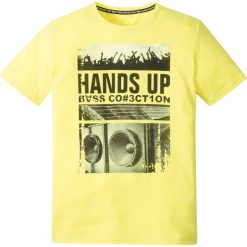 T-shirty chłopięce: T-shirt z modnym nadrukiem bonprix żółty z nadrukiem