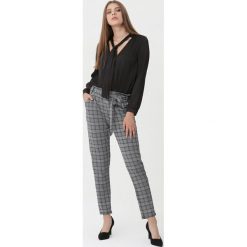 Czarne Spodnie Amalfi. Czarne spodnie damskie Born2be, xl, bez wzorów, z tkaniny, długie. Za 49,99 zł.