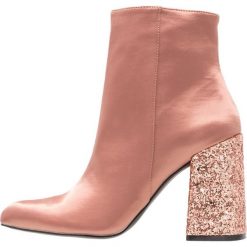 Botki damskie: Shellys London HUGSY Botki na obcasie dark nude