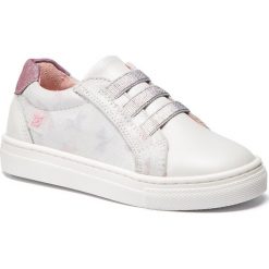 Sneakersy GARVALIN - 192610 B-Blanco Y Mariposas. Szare sandały dziewczęce Garvalin, z zamszu, bez zapięcia. W wyprzedaży za 199,00 zł.