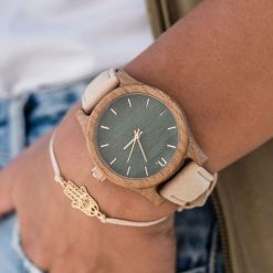 Zegarek Neat Zegarek damski wiąz drewniany zielono-złoty 38mm. Zielone zegarki damskie Neat, złote. Za 355,69 zł.