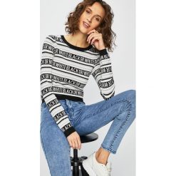 Tally Weijl - Sweter. Czarne swetry damskie marki TALLY WEIJL, s, bez wzorów, z wiskozy, z krótkim rękawem, krótkie, bez kaptura. W wyprzedaży za 69,90 zł.