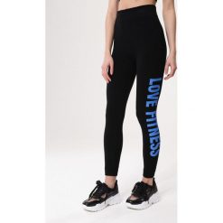 Czarno-Niebieskie Legginsy Sports Struggle. Niebieskie legginsy damskie Born2be, xxl, z nadrukiem, z dzianiny. Za 19,99 zł.