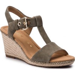 Espadryle GABOR - 22.824.34 Oliv (Jute/Naht). Zielone espadryle damskie Gabor, bez wzorów, ze skóry, bez obcasa, na obcasie. W wyprzedaży za 299,00 zł.