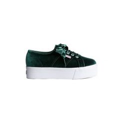 Buty Superga Shinyvelvetw Green Dark. Zielone trampki i tenisówki damskie Superga, bez wzorów, bez zapięcia. Za 182,01 zł.
