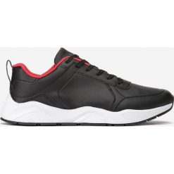 Czarno-Czerwone Buty Sportowe Redmond. Czarne buty sportowe męskie Born2be, bez zapięcia. W wyprzedaży za 69,99 zł.