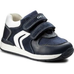 Sneakersy GEOX - B Rishron B. A B640RA 02210 C4211 M Navy/White. Niebieskie półbuty męskie skórzane Geox, bez wzorów, na rzepy. W wyprzedaży za 179,00 zł.