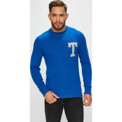 Tommy Hilfiger - Sweter. Niebieskie swetry klasyczne męskie marki TOMMY HILFIGER, l, z bawełny, z okrągłym kołnierzem. W wyprzedaży za 399,90 zł.