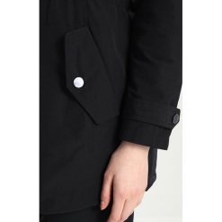 Płaszcze damskie: Armani Exchange Krótki płaszcz black