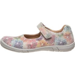 Skórzane baleriny w kolorze beżowym ze wzorem. Brązowe baleriny dziewczęce marki Lamino Shoes, z aplikacjami. W wyprzedaży za 135,95 zł.