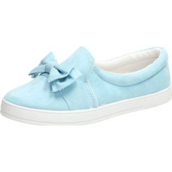SLIP ON Niebieskie buty damskie BALADA B781-13. Niebieskie trampki i tenisówki damskie balada, bez wzorów, bez zapięcia. W wyprzedaży za 50,00 zł.