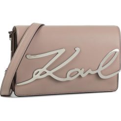 Torebka KARL LAGERFELD - 96KW3026 Powder Pink. Brązowe listonoszki damskie KARL LAGERFELD, bez wzorów, ze skóry, bez dodatków. Za 1539,00 zł.