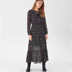 Sukienka maxi w kwiaty - Wielobarwny. Sukienki damskie House, s, w kwiaty, bez kołnierzyka, bez rękawów, maxi. Za 119,99 zł.