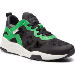 Sneakersy GUESS - Fishnet FM6FIS FAB12 BLKGR. Czarne sneakersy męskie Guess, na co dzień, z aplikacjami, ze skóry ekologicznej, klasyczne, bez zapięcia. W wyprzedaży za 449,00 zł.