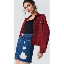NA-KD Dżinsowa spódnica z przetarciami - Blue. Niebieskie spódniczki damskie NA-KD, bez wzorów, mini, asymetryczne. Za 100,95 zł.
