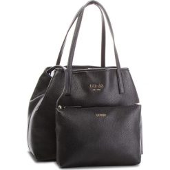 Torebka GUESS - HWVG69 95230 BLA. Czarne torebki klasyczne damskie Guess, z aplikacjami, ze skóry ekologicznej, duże. Za 559,00 zł.