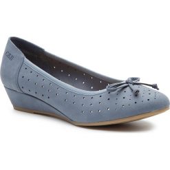 Półbuty CLARA BARSON - W17SS521-13 Denim. Niebieskie półbuty damskie Clara Barson, na co dzień, bez wzorów, ze skóry ekologicznej, bez obcasa, na obcasie, bez zapięcia. Za 79,99 zł.