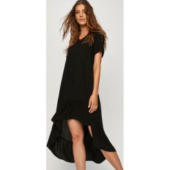 Answear - Sukienka Answear Lab. Czarne sukienki damskie ANSWEAR, na co dzień, s, bez wzorów, z wiskozy, casualowe, bez kołnierzyka, z krótkim rękawem, krótkie, midi, rozkloszowane. Za 129,90 zł.