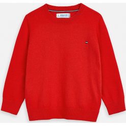 Mayoral - Sweter dziecięcy 92-134 cm. Czerwone swetry chłopięce Mayoral, bez wzorów, z bawełny, z okrągłym kołnierzem. Za 78,90 zł.
