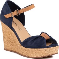Sandały LASOCKI - 2190-05 Cobalt Blue. Niebieskie klapki damskie Lasocki, bez wzorów, ze skóry, bez obcasa, na obcasie. Za 179,99 zł.
