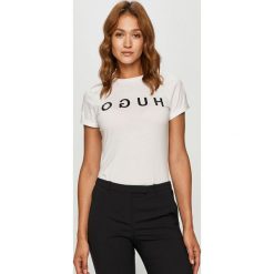 Hugo - T-shirt. Czarne bluzki damskie HUGO, s, z nadrukiem, z elastanu, casualowe, z okrągłym kołnierzem, z krótkim rękawem. Za 249,90 zł.