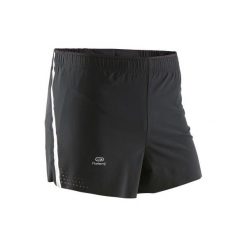 Spodenki do biegania KIPRUN LIGHT+ męskie. Czarne spodenki sportowe męskie KALENJI, m, bez wzorów, z elastanu, do biegania. Za 59,99 zł.