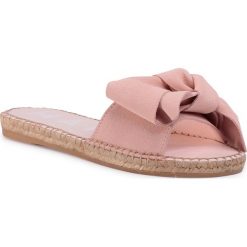 Espadryle MANEBI - Sandals With Bow W 1.4 J0 Pastel Rose. Różowe espadryle damskie Manebi, bez wzorów, z zamszu, bez obcasa. W wyprzedaży za 329,00 zł.