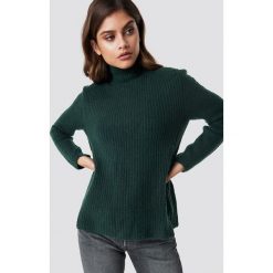Rut&Circle Sweter z dzianiny Marielle - Green. Zielone swetry damskie marki Rut&Circle, bez wzorów, z dzianiny, z długim rękawem, długie, bez kaptura. Za 121,95 zł.