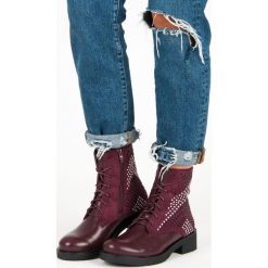 ROCKOWE BOTKI WORKERY. Czerwone glany damskie Merg. Za 89,90 zł.