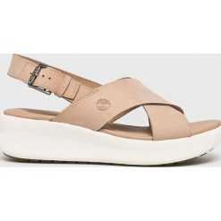Timberland - Sandały Los Angeles Wind. Klapki damskie Timberland, bez wzorów, ze skóry, bez obcasa, na obcasie. W wyprzedaży za 399,90 zł.