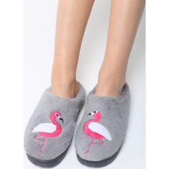 Szare Kapcie Snowy Egret. Szare kapcie damskie Born2be, z futra. Za 39,99 zł.