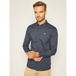 Koszula Tommy Jeans Tape Oxford DM0DM08382. Niebieskie koszule męskie Tommy Jeans, xxl, bez wzorów, z jeansu, casualowe, bez kołnierzyka, bez rękawów. Za 349,00 zł.