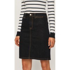 Tommy Hilfiger - Spódnica jeansowa. Niebieskie spódniczki damskie TOMMY HILFIGER, na co dzień, bez wzorów, z elastanu, casualowe, mini, ołówkowe. Za 399,90 zł.