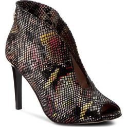 Buty zimowe damskie: Szpilki CARINII – B3465 F11-000-000-B16