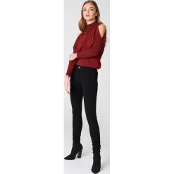 Wrangler Jeansy Super Skinny - Black. Czarne jeansy damskie Wrangler, z jeansu. W wyprzedaży za 222,98 zł.